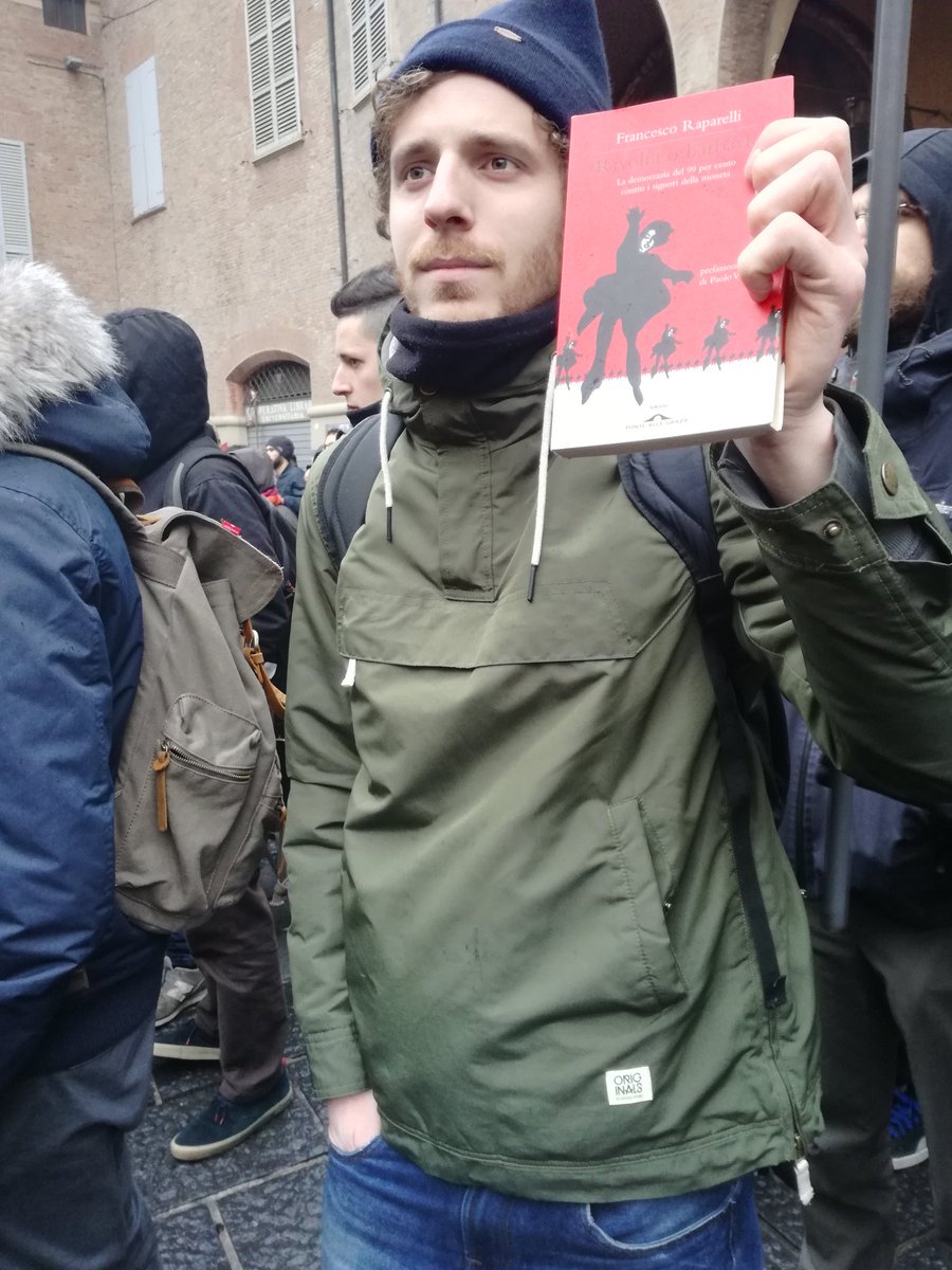 IlaRics's tweet photo. In piazza per i saperi liberi ✊ @DinamoPress https://t.co/TgMFsmyRc3