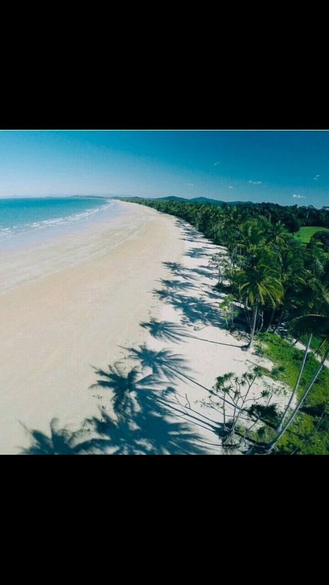 GalacticFacts's tweet photo. Who else wants to visit the beaches of Australia?! 😍🌴🌊 https://t.co/dLvvOiL9RT