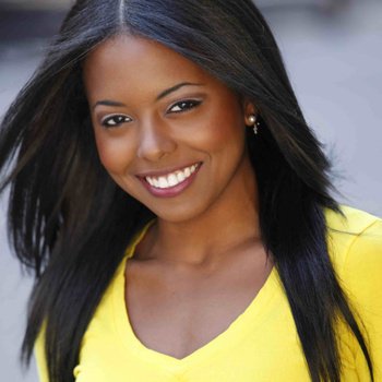 Listen to #ValentinesDay ep of <a href="/FOUNDpodcast/">FOUND podcast</a> &amp; hear <a href="/adriennelwarren/">Adrienne Warren</a> nail "Looking for Love" from <a href="/FOUNDthemusical/">FOUNDthemusical</a> tinyurl.com/zeytt7l