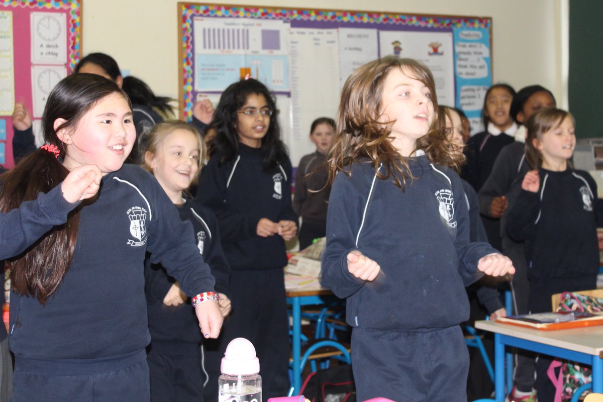 MercyGalway's tweet photo. #MercyPupils and #MercyStaff had a fantastic #workout today taking part in #OperationTransformation national challenge: 10@10 #HealthyFriday https://t.co/47EwLRclHm