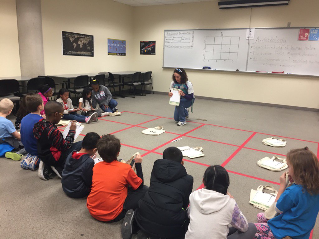 Getting ready to excavate!#bearshine@bennettbears