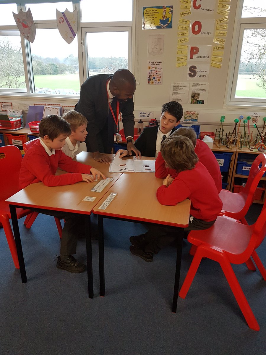 broadwatermaths's tweet photo. The SMART Designer: Yr 9's had a very successful morning at Tillingbourne Junior School helping to run an activity for their STEM week. https://t.co/3RRj9E1v3X