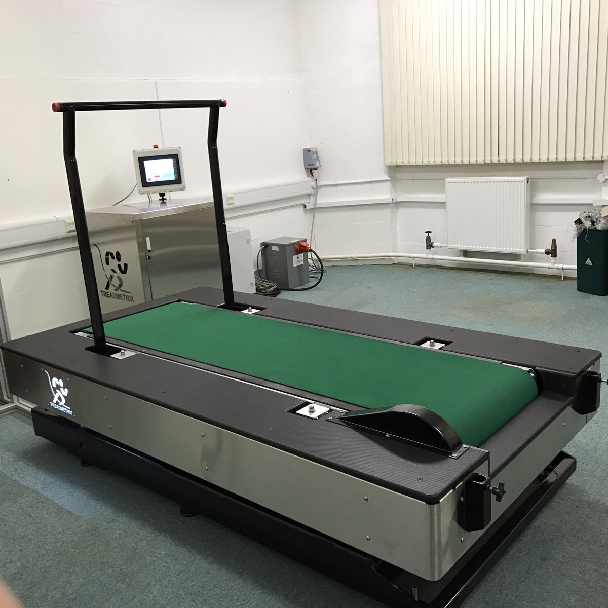 SummitMedSci's tweet photo. #Treadmetrix high speed force treadmill with incline looking good and ready to go at @LboroSSEHS https://t.co/SkWkRhLK6u