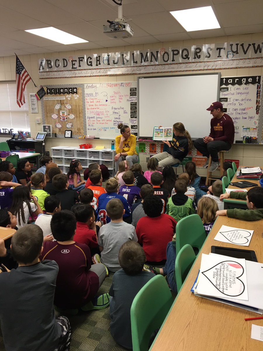 MsWoldsClass's tweet image. We loved hearing about college &amp;amp; having the Minnesota Gophers sports players come read to us today! @GopherSports #SLPpantherproud #NPpride