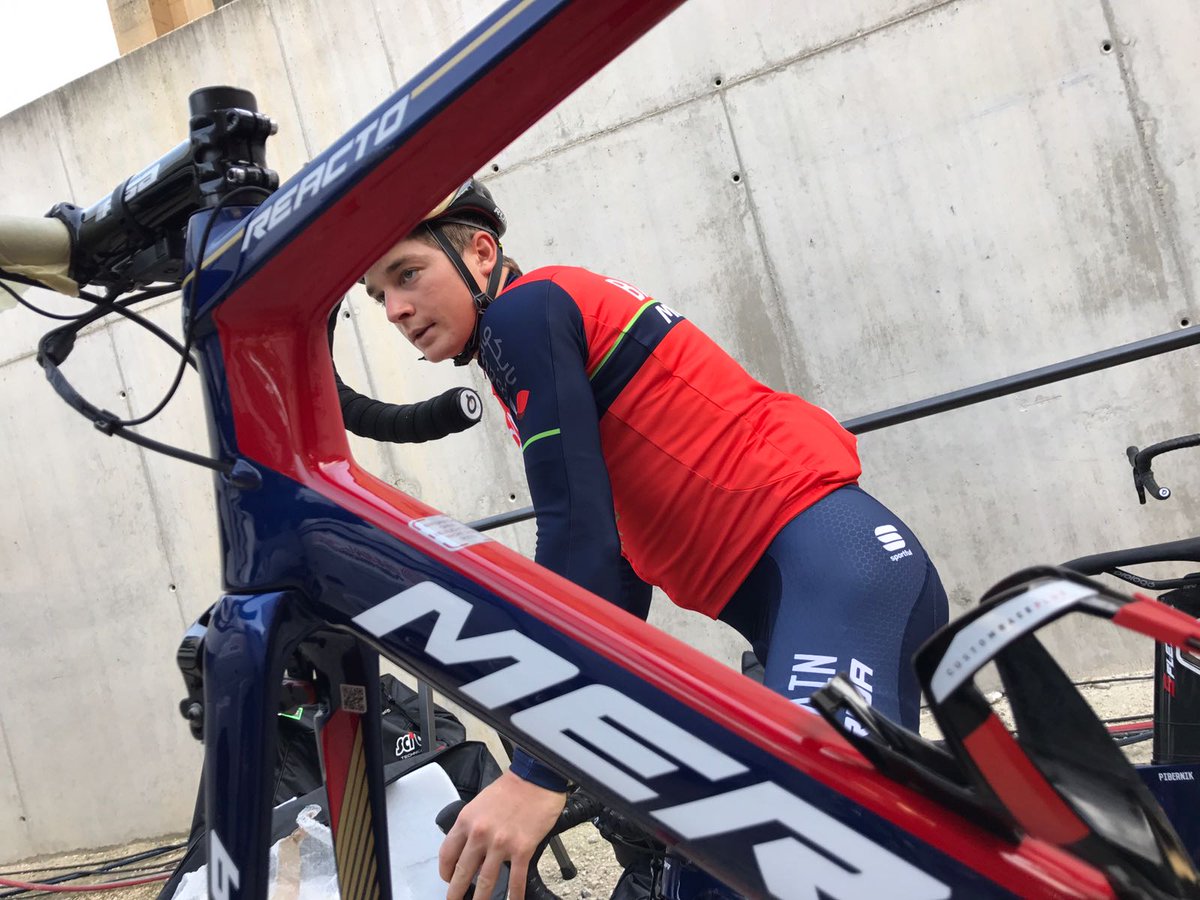 BHRVictorious's tweet photo. After the flight from Slovenia, pre-race ride for Novak, Per and Pibernik ahead of @laVueltaMurcia #BAHRAINMERIDA https://t.co/jiSbsKmWI0
