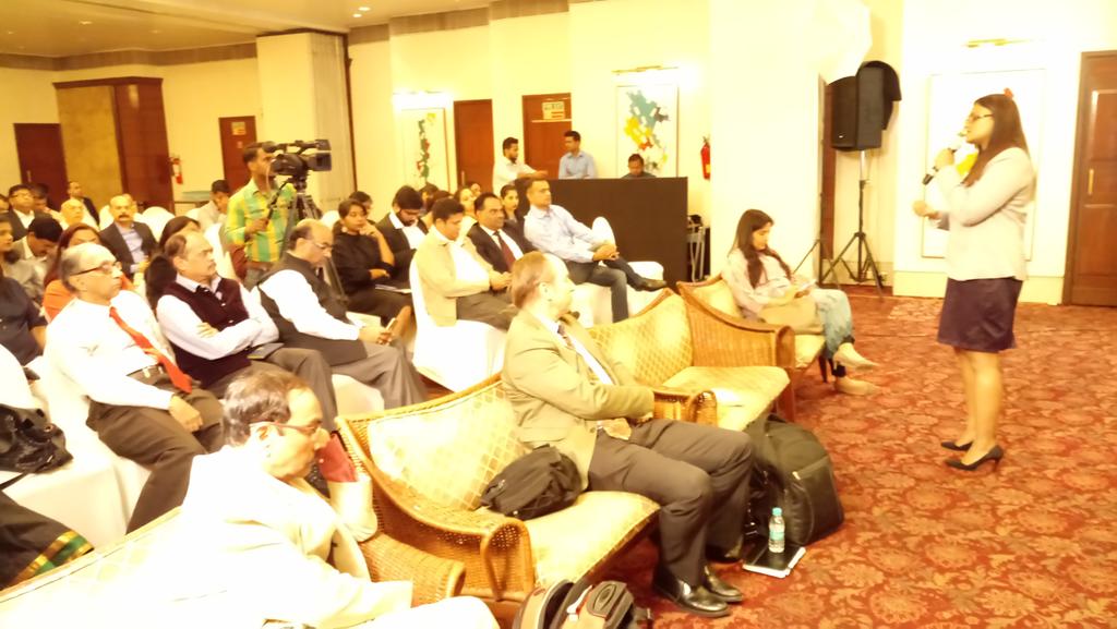 RajeshMTHRG's tweet photo. A packed house of @MTHRGlobal #CxOForum at #TransformationalLeadership event. Thank you @kbsmumbai! https://t.co/cDfOkTfyQX