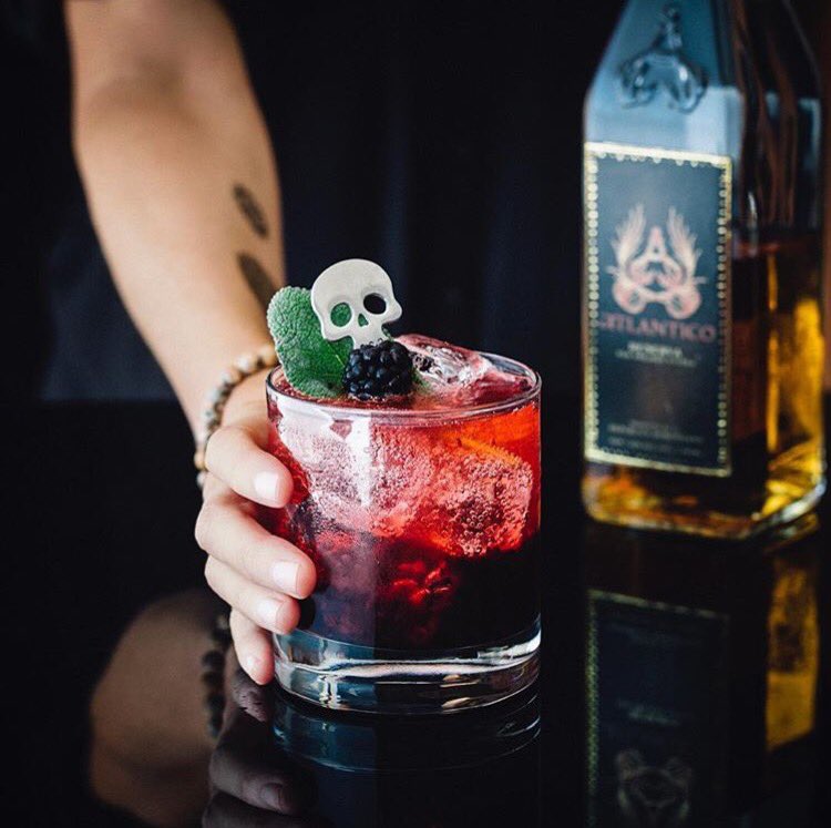 AtlanticoRum's tweet photo. #AtlanticoRum Ginger Berry Cocktail: Atlantico Reserva, Fresh Berries, Ginger Syrup, Soda, Blackberry and Sage Garnish #happyfriday #rum https://t.co/UVCAqRrzHM