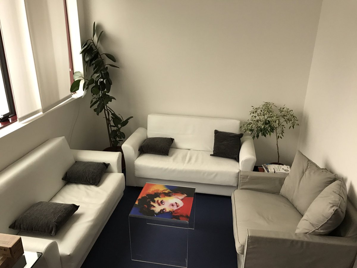 AmbasciataDigit's tweet photo. Nuovo #privè in Ambasciata Digitale https://t.co/9G1SnxELpQ