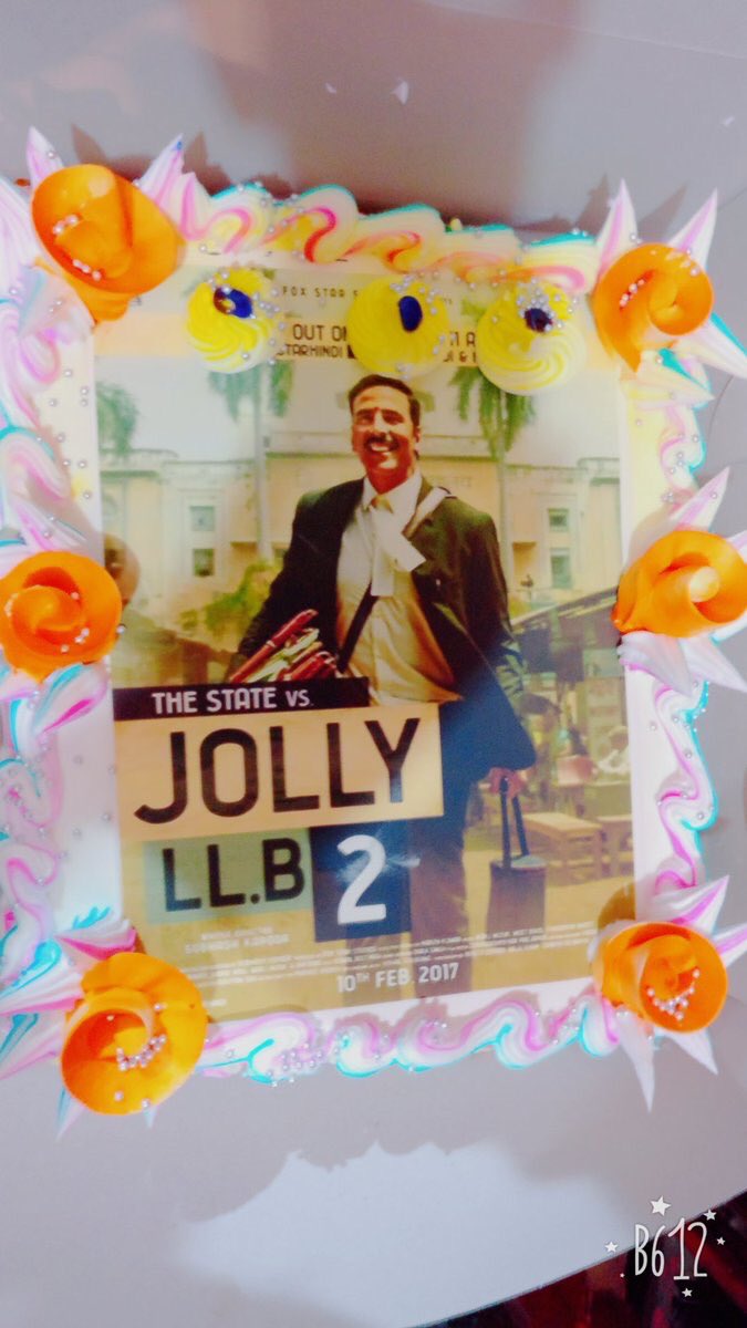 KhiladiKunal's tweet photo. @DelhiAkkians Thankyou for this celebration team u all are a star 🌟 proud of you all 👏🏻👏🏻👏🏻 #JollyGoodDay https://t.co/e2330RTkd7