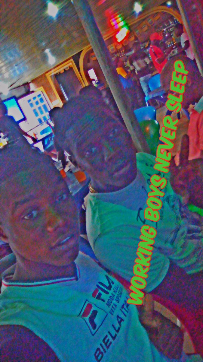 dkulvick's tweet photo. Just chilling with my guy https://t.co/mC6ts0yOZB