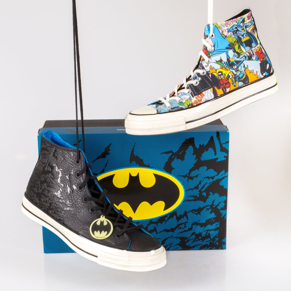 dcfranceoff's tweet image. Like et follow @DCComics_FR pour tenter de remporter une superbe paire de @Converse #DCComics !
