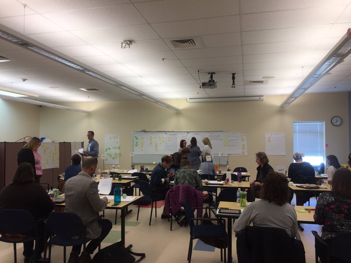 ColoradoLori's tweet photo. Preschool Instructional Rounds at #LCDC with #FRBOCES #apsmovestheboxes https://t.co/VU0oD49vEV