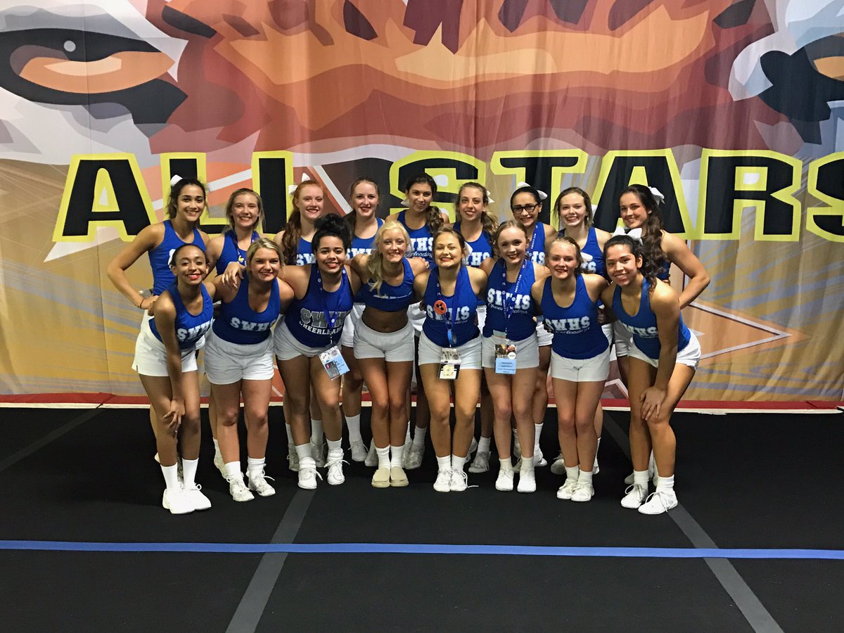 SWCheerleading's tweet photo. Practice in Orlando at @TopGunJags407 last night! https://t.co/31RXMasW9T