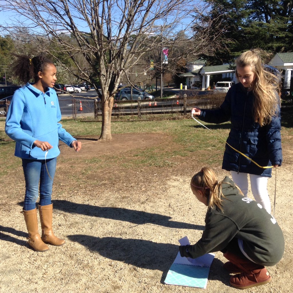6thSummitSchool's tweet photo. proportional relationships with indirect measure &amp;similar triangles created by shadows @mbcleland #inspiringlearning https://t.co/blqVpHfA4r
