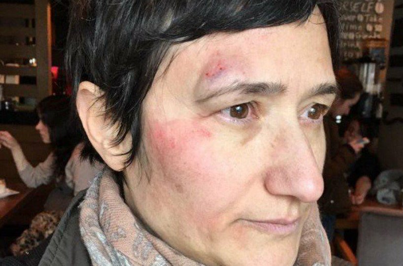 hilalnesin's tweet photo. Reiiis akademik kimlik ayrımı yapmaksızın verdik gazı, salladık copu. https://t.co/aXEknN6KjI