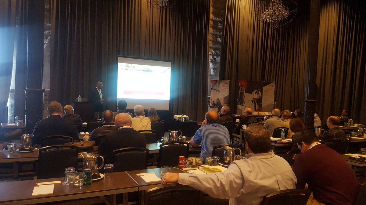 83Corvette's tweet photo. Derrick Hutchinson presenting the USG Securock High-Performance Roofing Portfolio. #USGBuildIt #BuildingEnvelopeSymposium https://t.co/vK4DlP2A2C