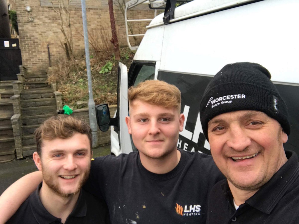 LHS01924835864's tweet photo. Lord Heating Solutions, Friday selfie . Drop a selfie and tag #LHS #happy #Friday #plumbing #and #heating https://t.co/kZJPnhBaXT