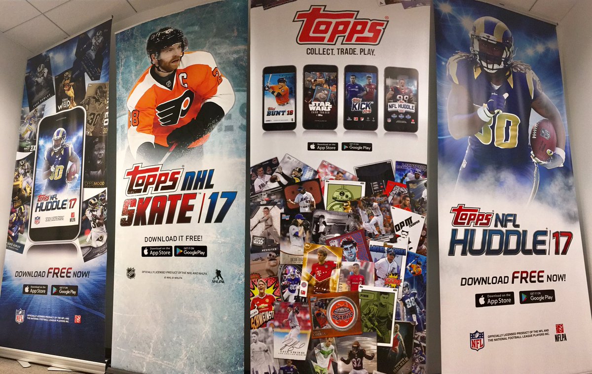 ToppsDigital's tweet image. .@ToppsNHL &amp;amp; @ToppsHuddle cover athletes @28CGiroux &amp;amp; @TG3II are larger than life in #ToppsDigital HQ!