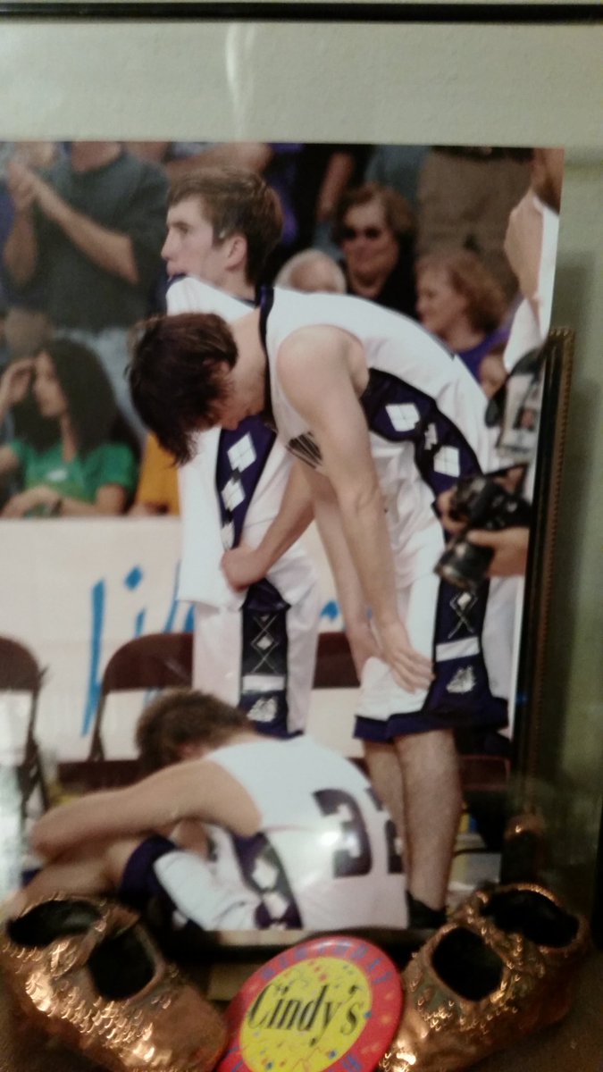 Lewdini_479's tweet photo. Still gutted RT @BpurpledoG: That feeling you have after losing the state finals on overtime. #purple https://t.co/VlNkVTYWNf