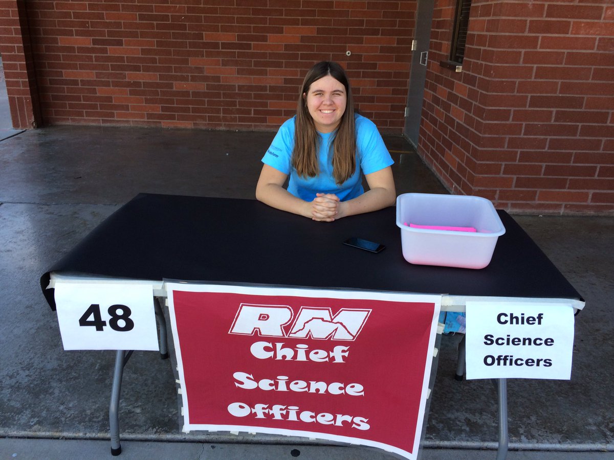 RMHSBioMed's tweet image. Getting ready for our STEM day at Red Mountain HS!!!