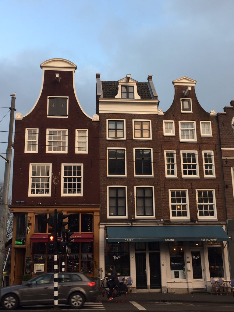 createstreets's tweet photo. Can streets make you happy ? We think so. Here's how and why https://t.co/zeUbgBR07K https://t.co/LrJcl1rEdZ