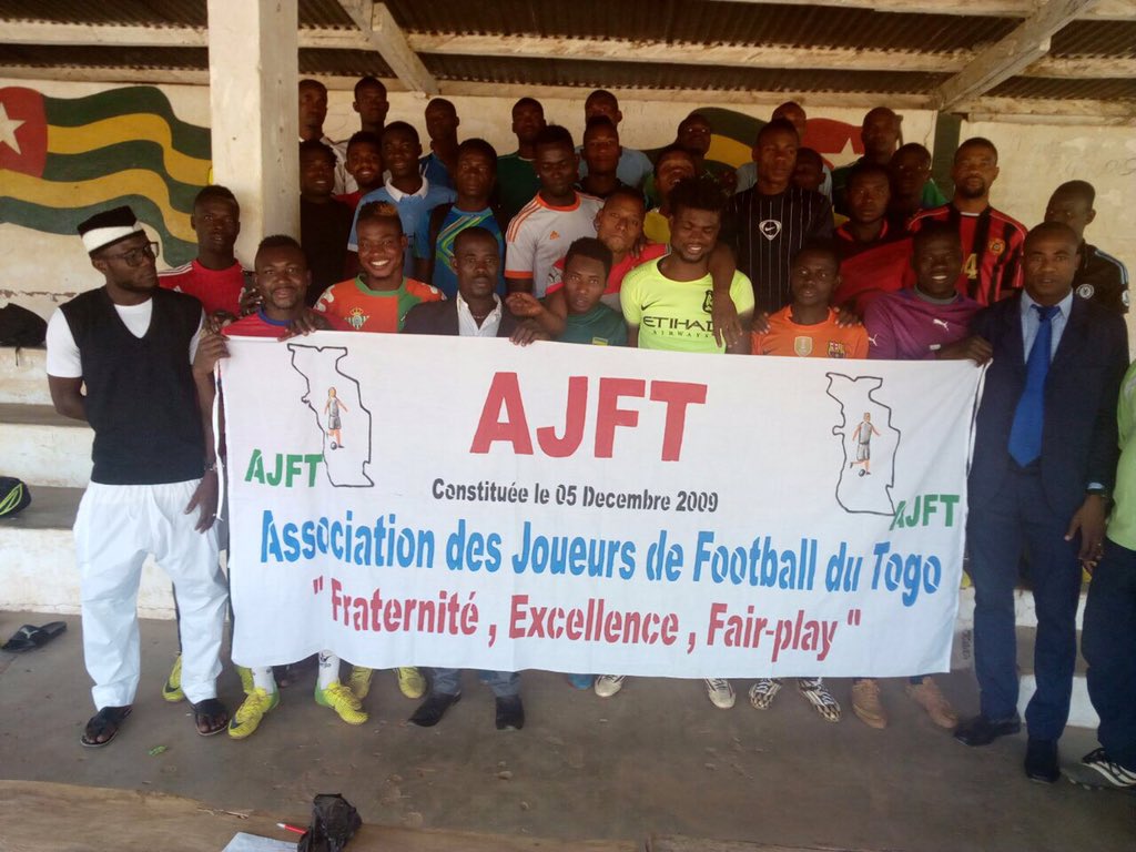 FTF_tg's tweet photo. Tournée de l'Association des Joueurs de Football du TOGO. #defenseDroitsjoueurs https://t.co/1111pvwT9Q