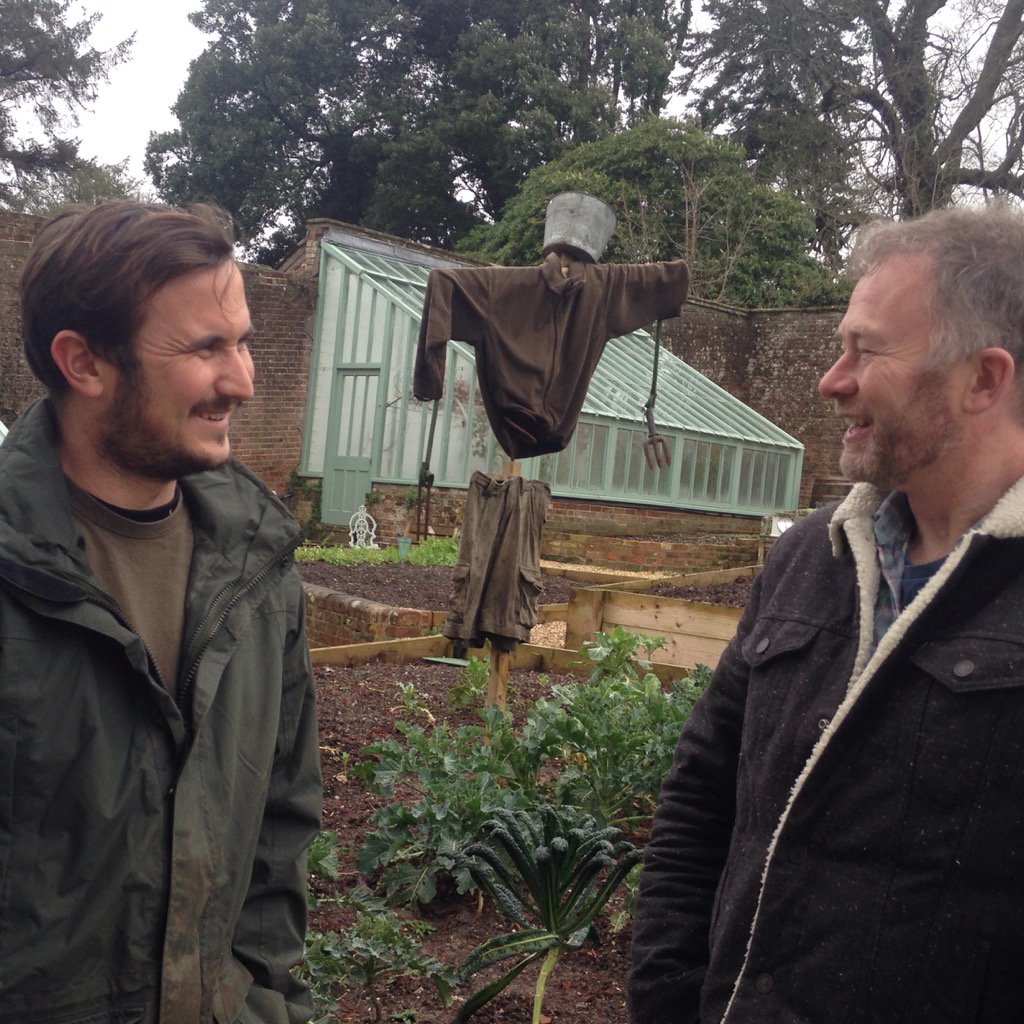 @TobyBuckland @Alscoutts enjoying kitchen garden @The_Pig_Hotel Combe #Devon @SendaCow @tobygardenfest 28/29 April