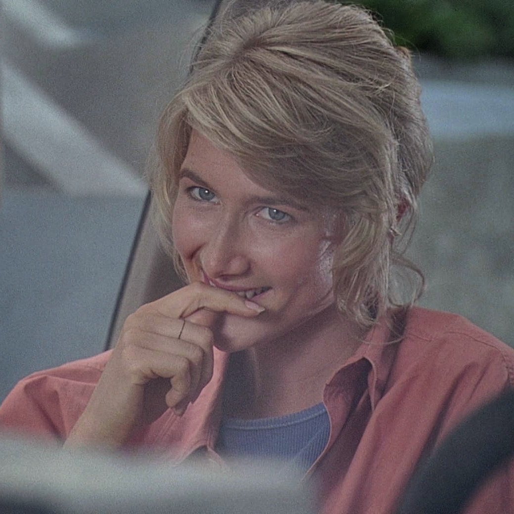 Happy Birthday to the one and only Laura Dern! 