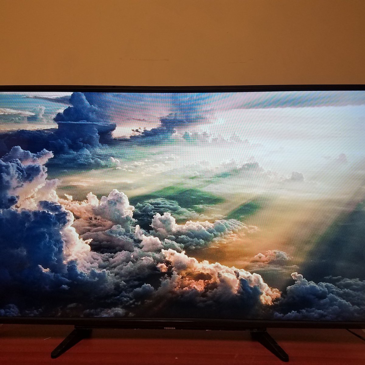 HiddenLLC's tweet image. 55 inch Toshiba LED 1080p TV comes with stand remote and HDMI cable 275 dollars. This is a Valentine's Day scratch dent special 734-340-5489