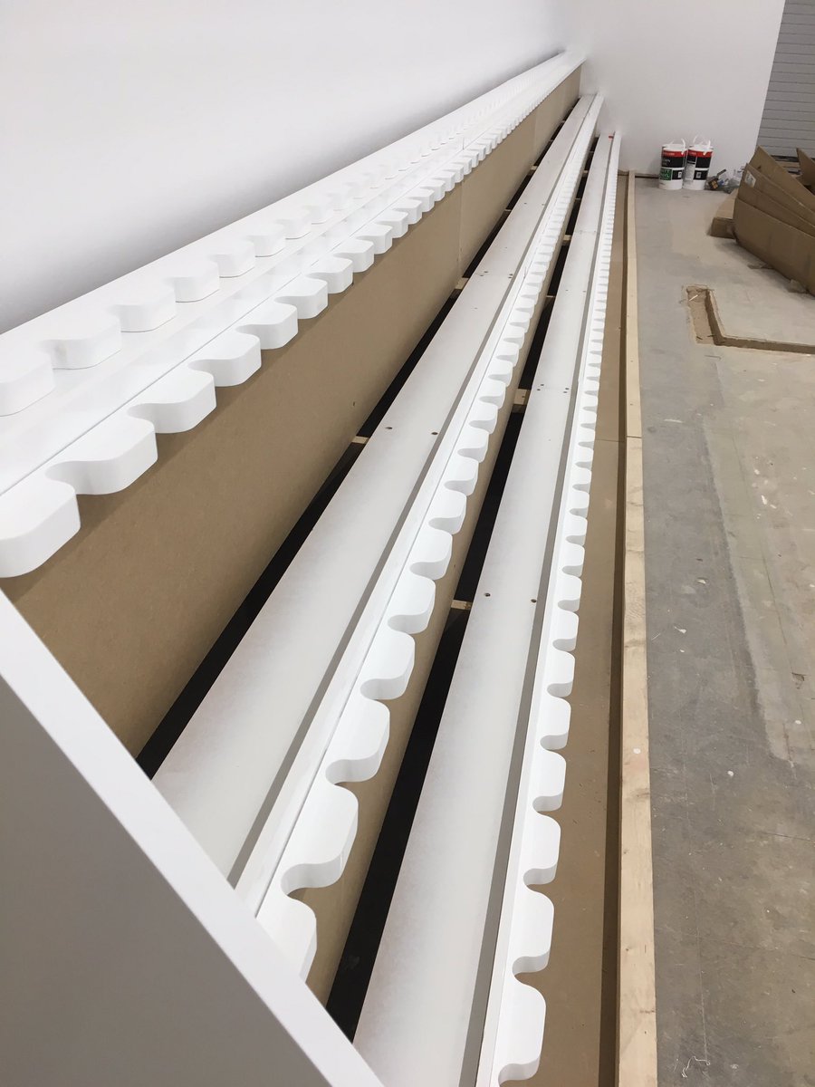 B3cricket's tweet photo. Showroom progressing #wallofbats #batwall https://t.co/rpHJTOJMqz