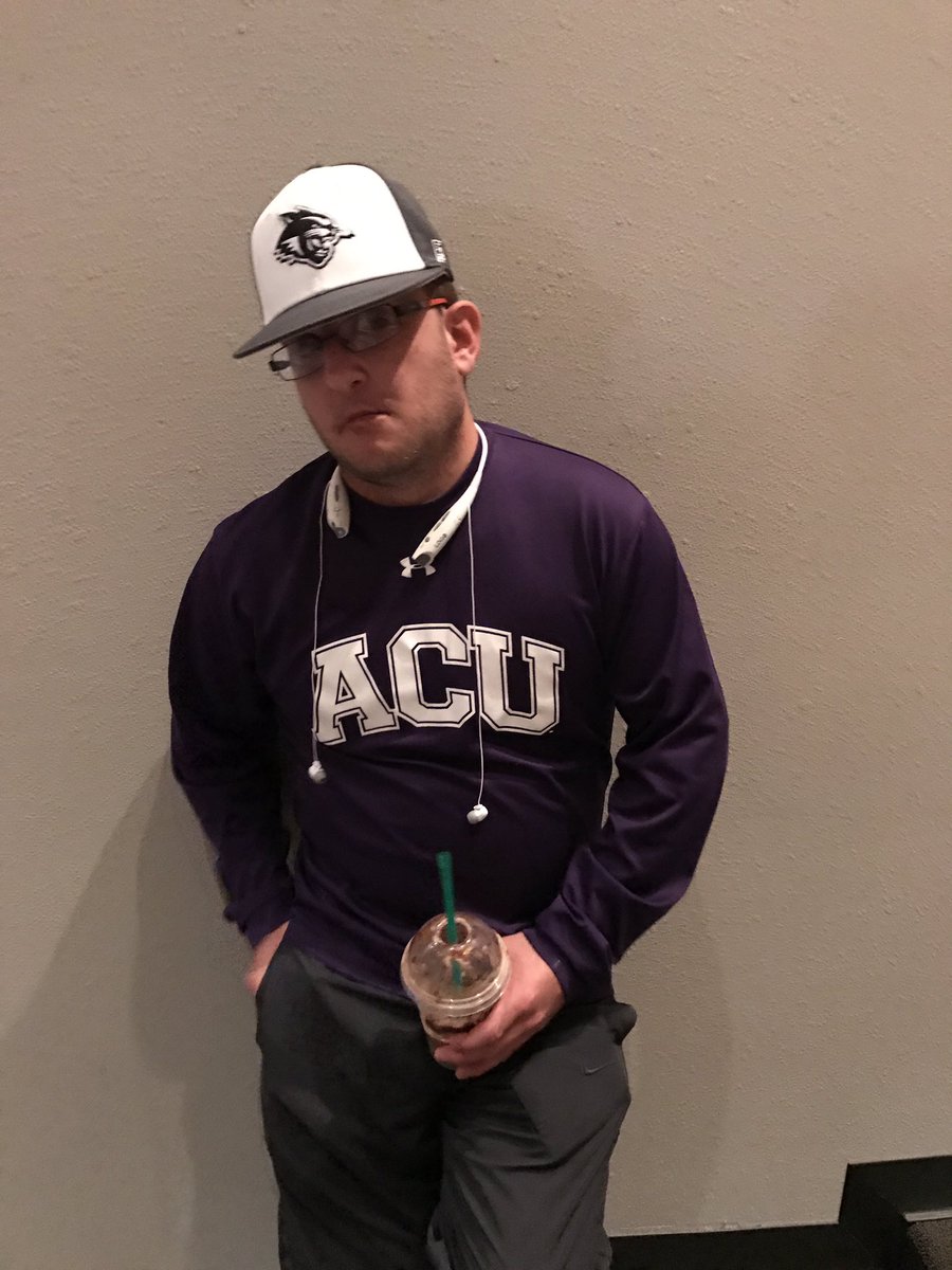 salliegrace's tweet photo. Everyone should meet Tagen! He brings joy to campus and shows love to everyone he encounters! He will definitely make you smile:) #jmc367 https://t.co/N3NEt84Fzv