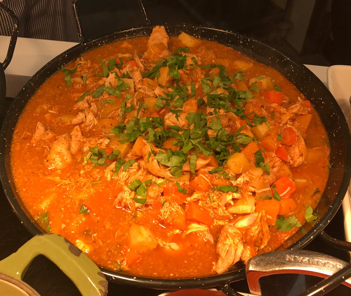 _catriona_t's tweet photo. Fantastic #Guatemalan #streetfood. Continuing our support @kinghamhillsch for this terms' charity #teamhelps Thanks to our @HolroydHowe team https://t.co/wHyjfPLMXY