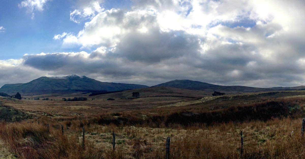 HavenHelen's tweet photo. First park trip of the year, Snowdonia looking a treat #NorthWales #Snowdonia https://t.co/bYuVtrHegq