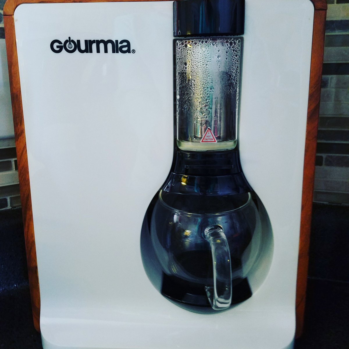 RandisLifeStyle's tweet photo. I l❤ve my Tea-Square Personal Brewing System by gourmia! My #tea is amazing! #yum https://t.co/6cYF2C0YAV