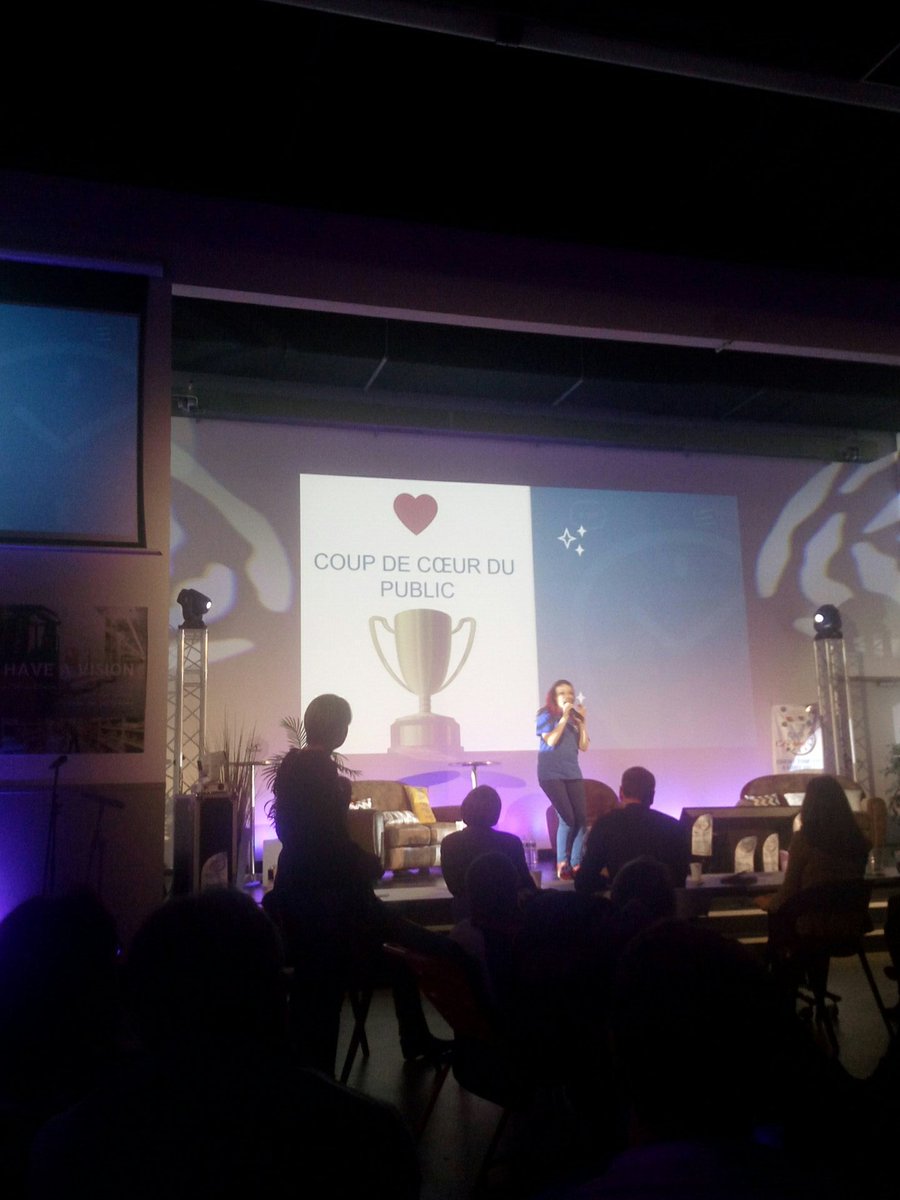 TonJOBnumerique's tweet photo. Prix, coup de coeur du public: "jolis rebuts", aux #54hc @MiE_Roubaisis @SimplonRoubaix @Adeo #pdn2017 https://t.co/dHnP3htHD5 https://t.co/DCQ175l0hE