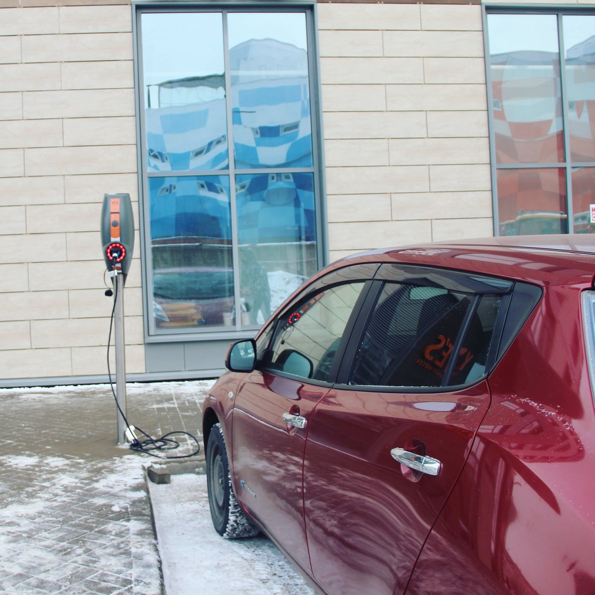 aeti_su's tweet photo. Рады сообщить об открытии зарядной станции #EVTime в апарт-отеле YE'S (Санкт-Петербург, ул. Хошимина, 16) 😉
#HoReCa #электромобили https://t.co/2NlcvE9hPI
