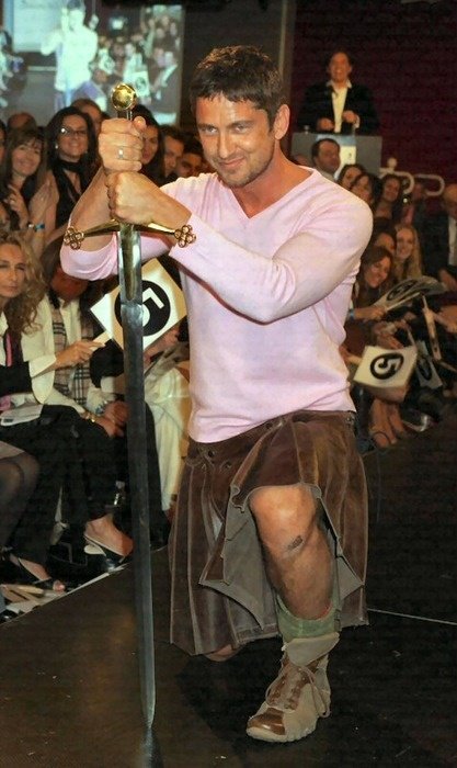 Florian_Vienna's tweet photo. by FLORIAN ::: Gerard Butler @Florian_Vienna #Scotsmans #Google #research #kilted #pride #kilt #Scotland #uk #flickr #tattoo #Twitter https://t.co/sEESn9LjC4