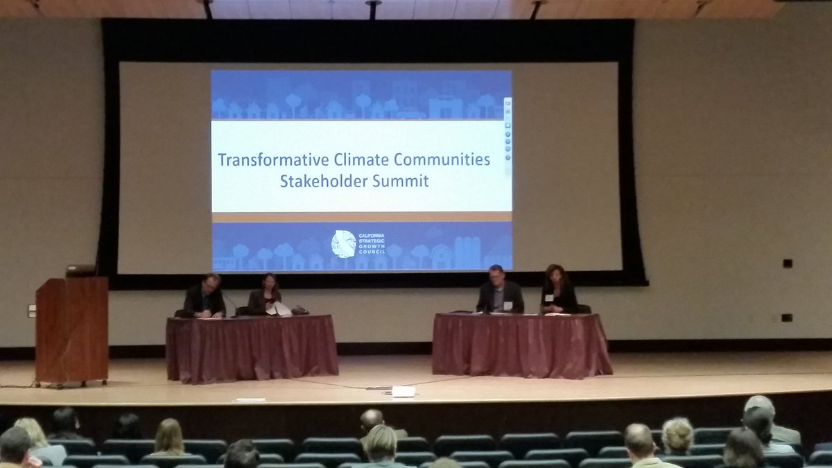 CalSGC's tweet photo. Wrapping up a visionary day! Thank you all for your valuable feedback & keep it coming! #TCCSummit #creatingcommunitychange https://t.co/Dvxcuz9qSB