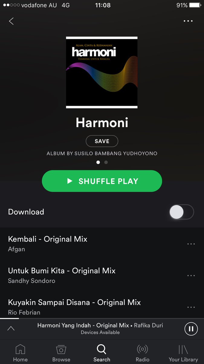 Mendengarkan album Harmoni karya mantan Presiden SBY <a href="/SBYudhoyono/">S. B. Yudhoyono</a> Ditunggu album berikutnya ya Pak 🙏😍