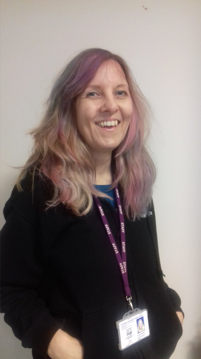 TheHytheSchool's tweet photo. Some more pictures of Wacky hair day @GreatOrmondSt #badhairday #staffgetinvolved https://t.co/adpnBDr638