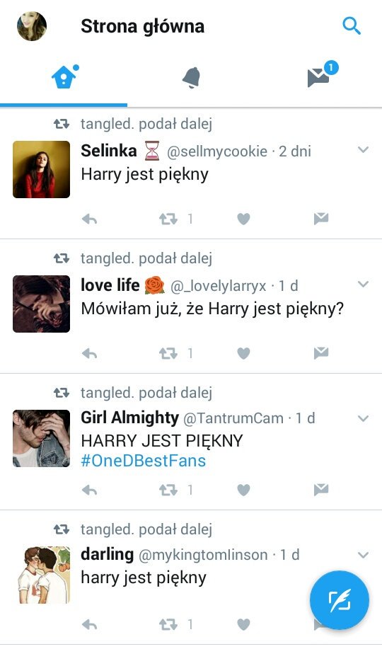 BeMoreHappyyy's tweet photo. Kiedy Harry jest piękny i twój tt wygląda tak 💜😂

#OneDBestFans https://t.co/TtYolc50VP
