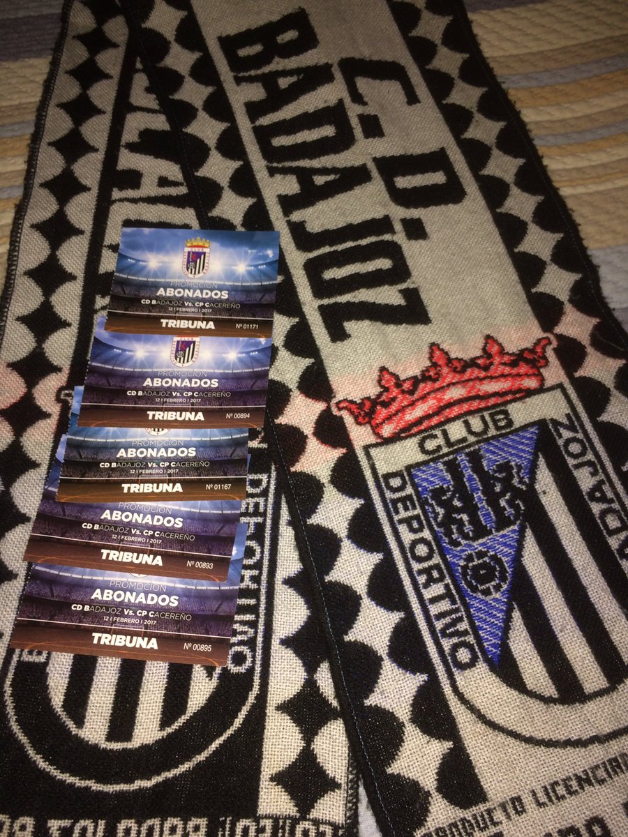 Andresms199's tweet photo. Muchas ganas de domingo. Avanti @CDBadajoz #YoVoyAlDerbi https://t.co/kHb46MBgm5