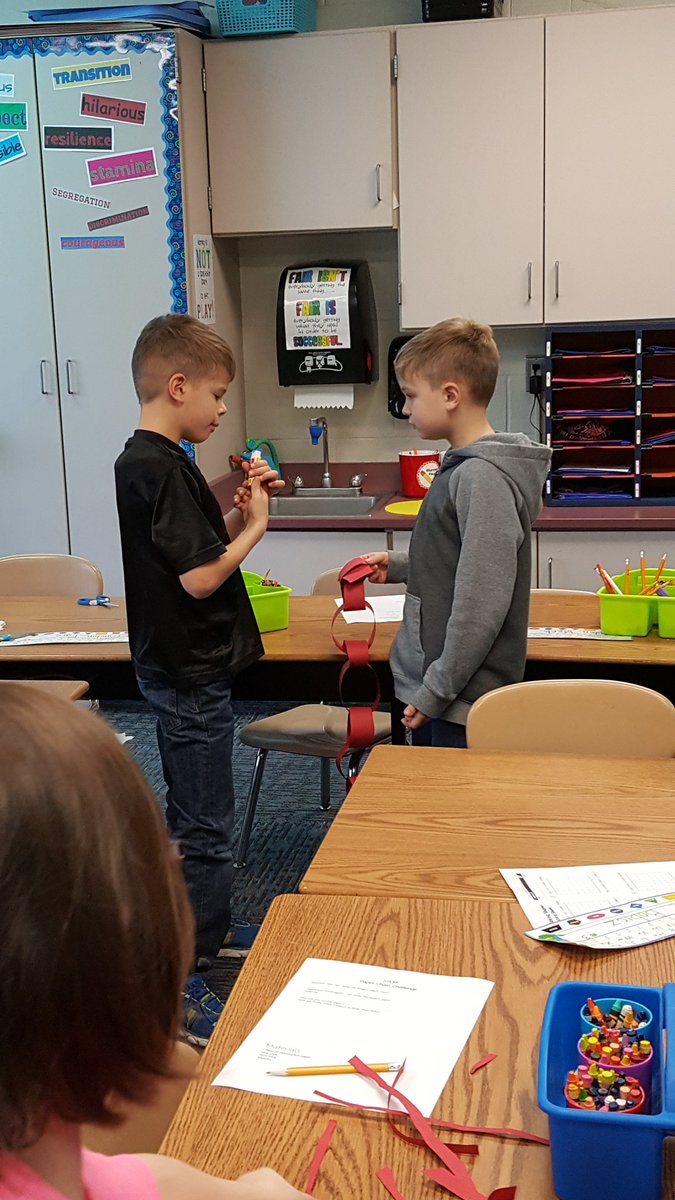 griffith2107's tweet photo. Challenge Friday! Who can make the longest paper chain with one piece of paper! https://t.co/bqfGUZywUm
