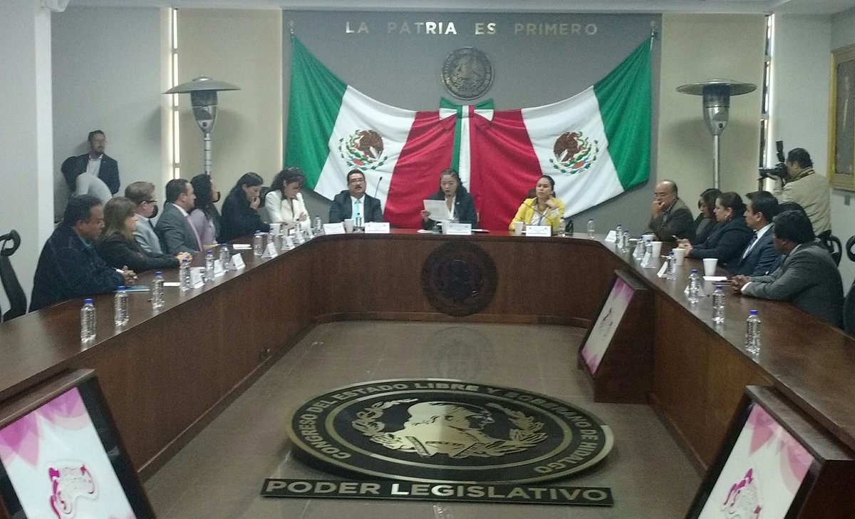 CongresoHidalgo's tweet photo. #5toParlamentoInfantil Ahora, @EliseMo1 #NA emite su mensaje ante autoridades presentes 

https://t.co/78grPmYM7K https://t.co/6LuMok9Byv