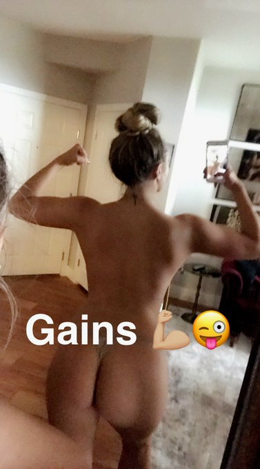 I didn't pay for my body, I worked my ass off for it ?? #NoShortCuts #HalfWayThere https://t.co/ekot