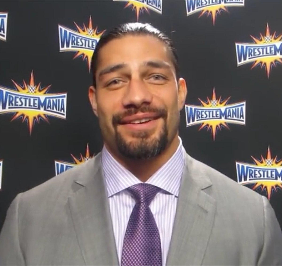 Fileana2's tweet photo. HandSome #TheGuy #RomanReigns https://t.co/SEgymgxny3