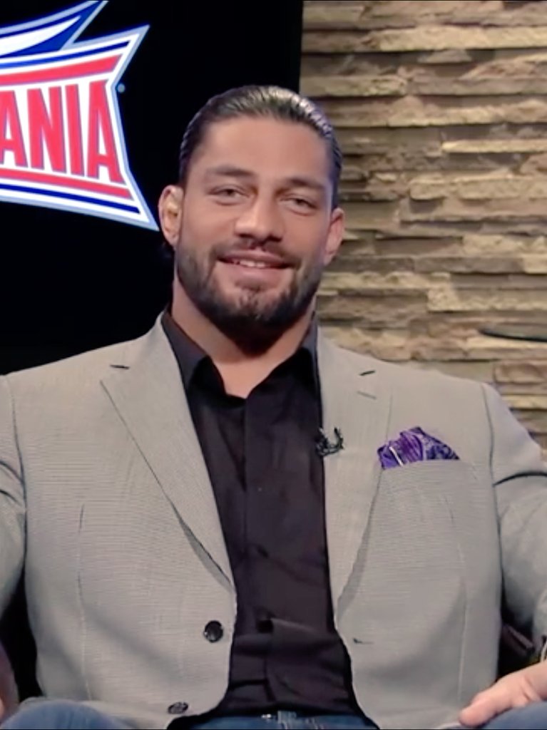 Fileana2's tweet photo. HandSome #TheGuy #RomanReigns https://t.co/SEgymgxny3