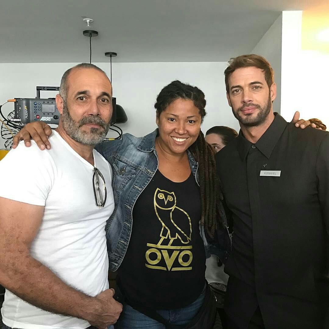 MonyqueLevy_29's tweet photo. Via #IG @la_flaka_cine - Para mis amig@s está va para ellos nuestro actor Willian levis y Coco #artdirec #setfilms #elfantasmademinovia https://t.co/SBp5a15VFB
