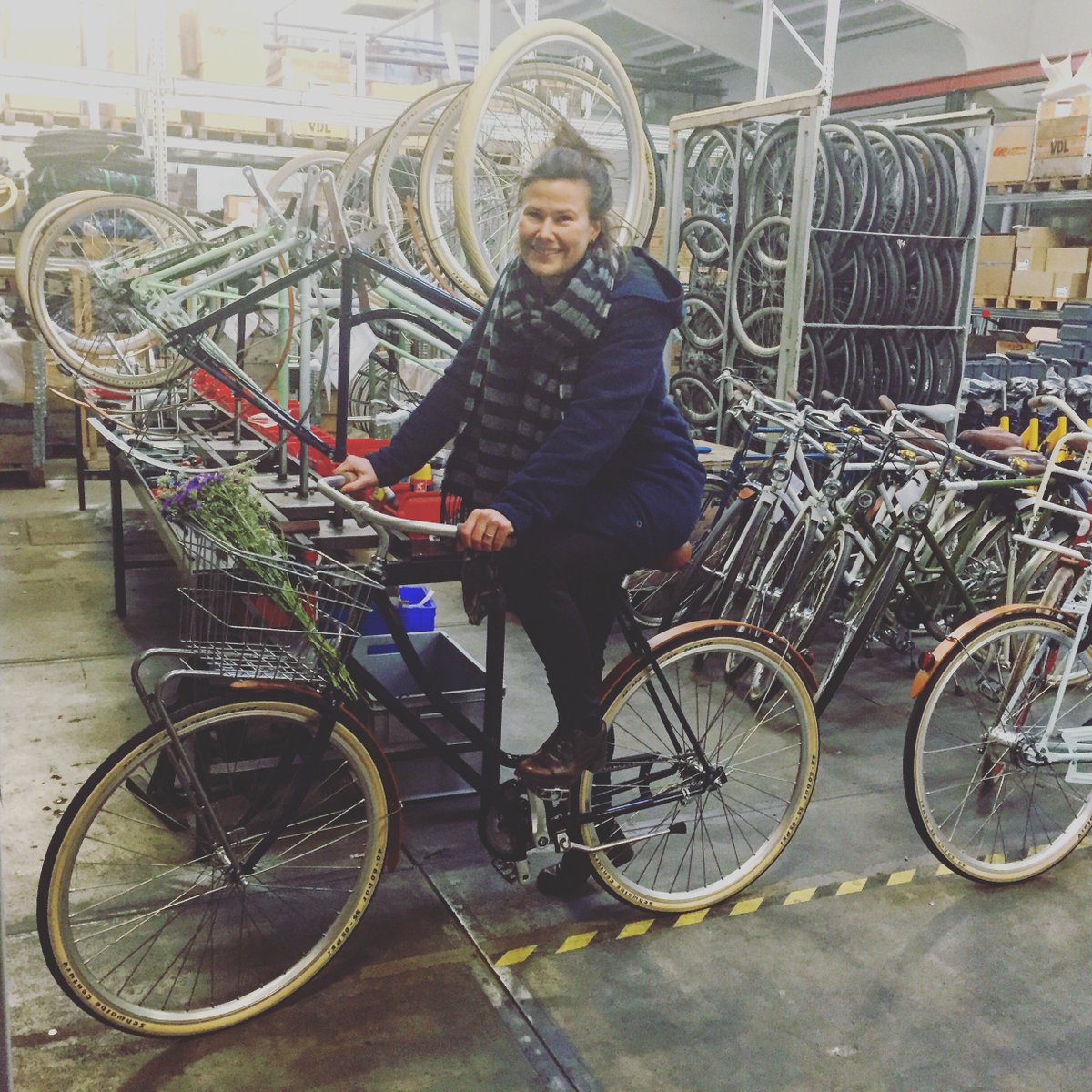 RoetzBikes's tweet photo. Today, @RachelvandePol visited our #FairFactory to interview Tiemen for @oneworldnl. Can't wait to read the interview, Rachel! https://t.co/WsEwv1WMci