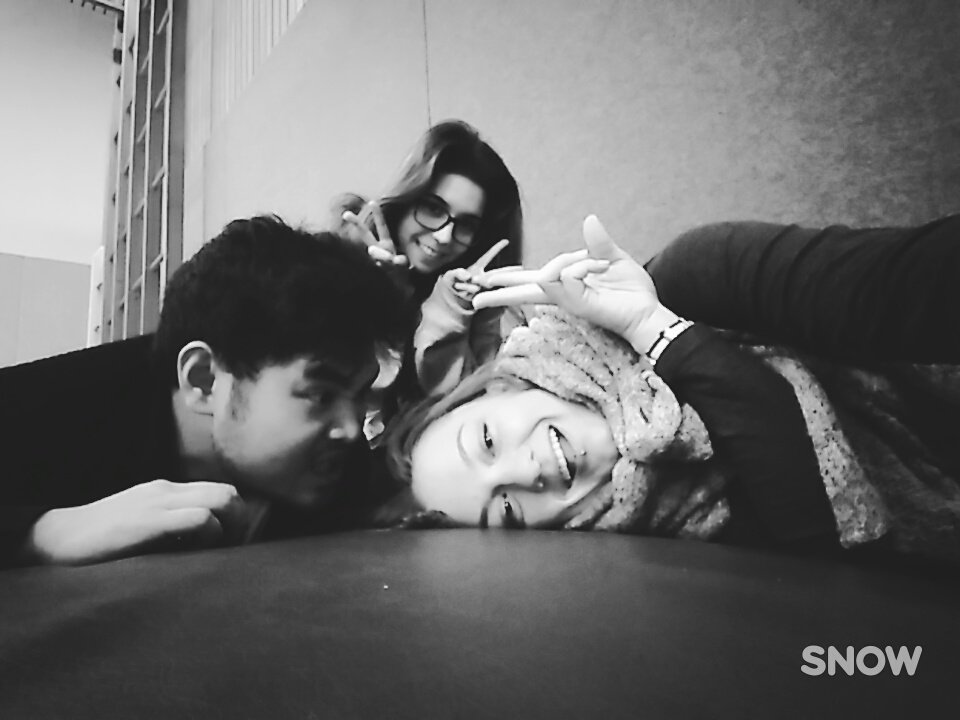 kalp0124's tweet photo. friends - with @VQAsia10 @bamatschkuchen #snowapp #selfie https://t.co/uBG9OFplVl
